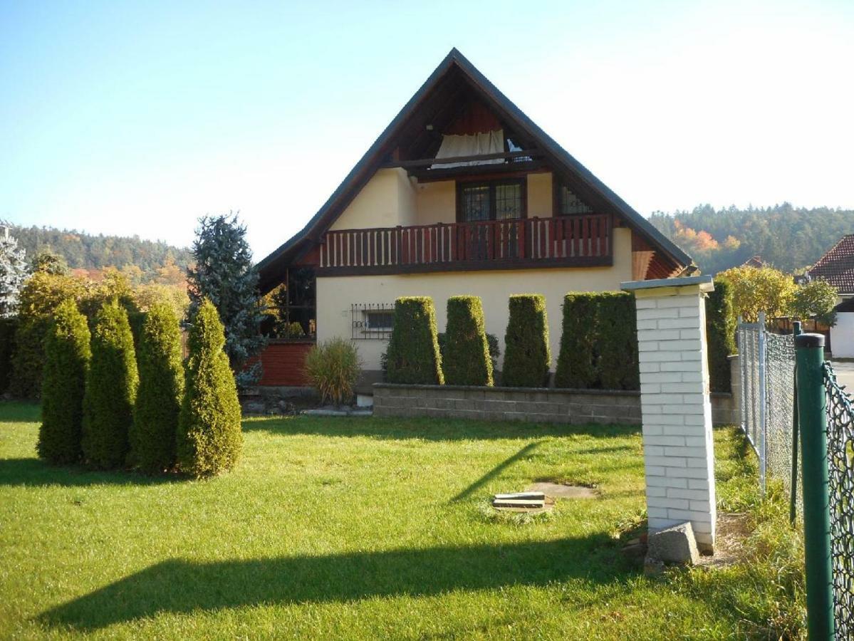 Apartmany Pod Hradem Holstejn Exterior photo